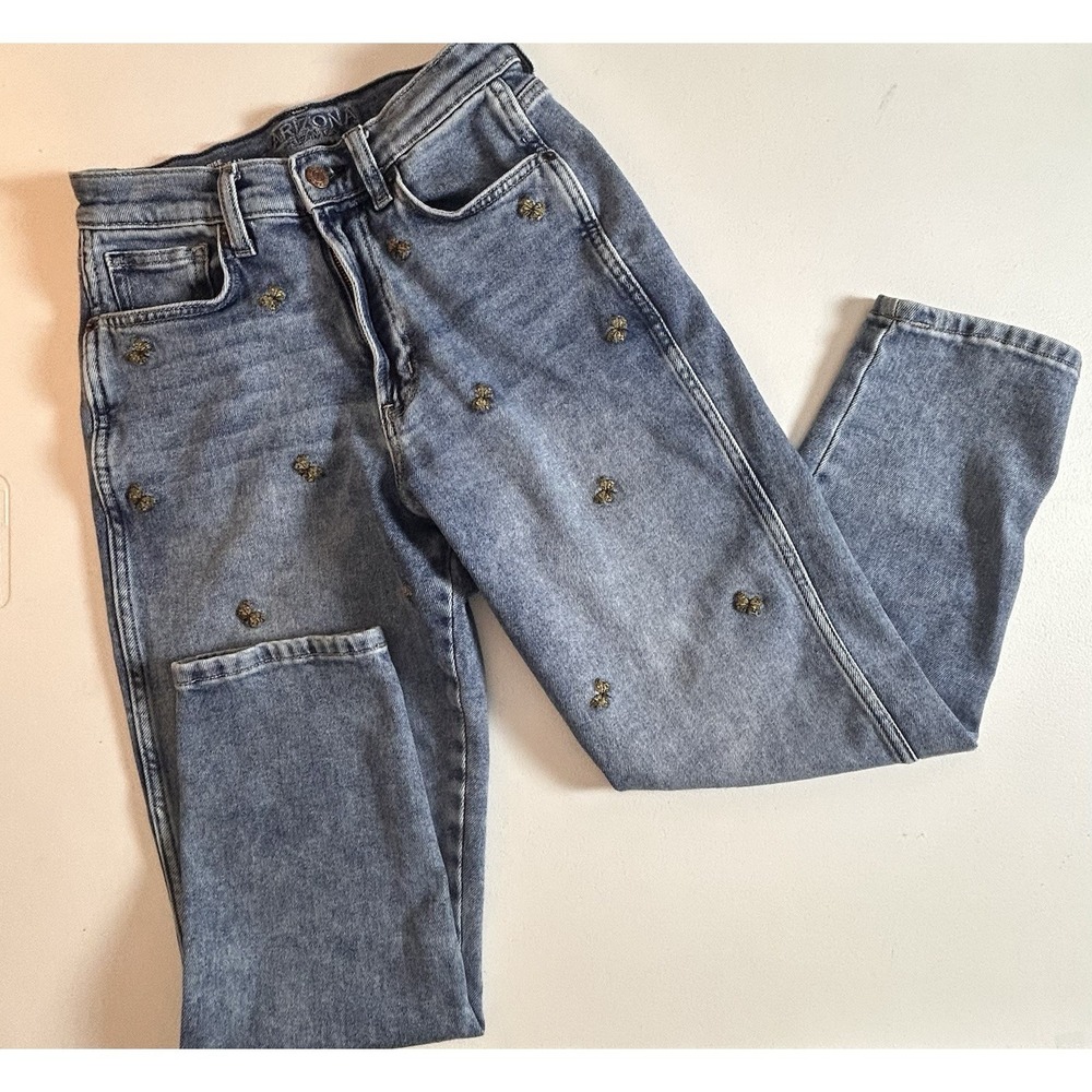 Arizona Highest-Rise Curvy Mom Jeans Embroidered Butterflies Size 7